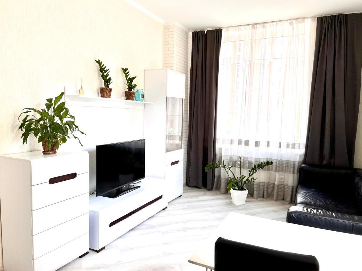 Osapart Cozy Apartment In A Complex Semycvit Lviv Buitenkant foto