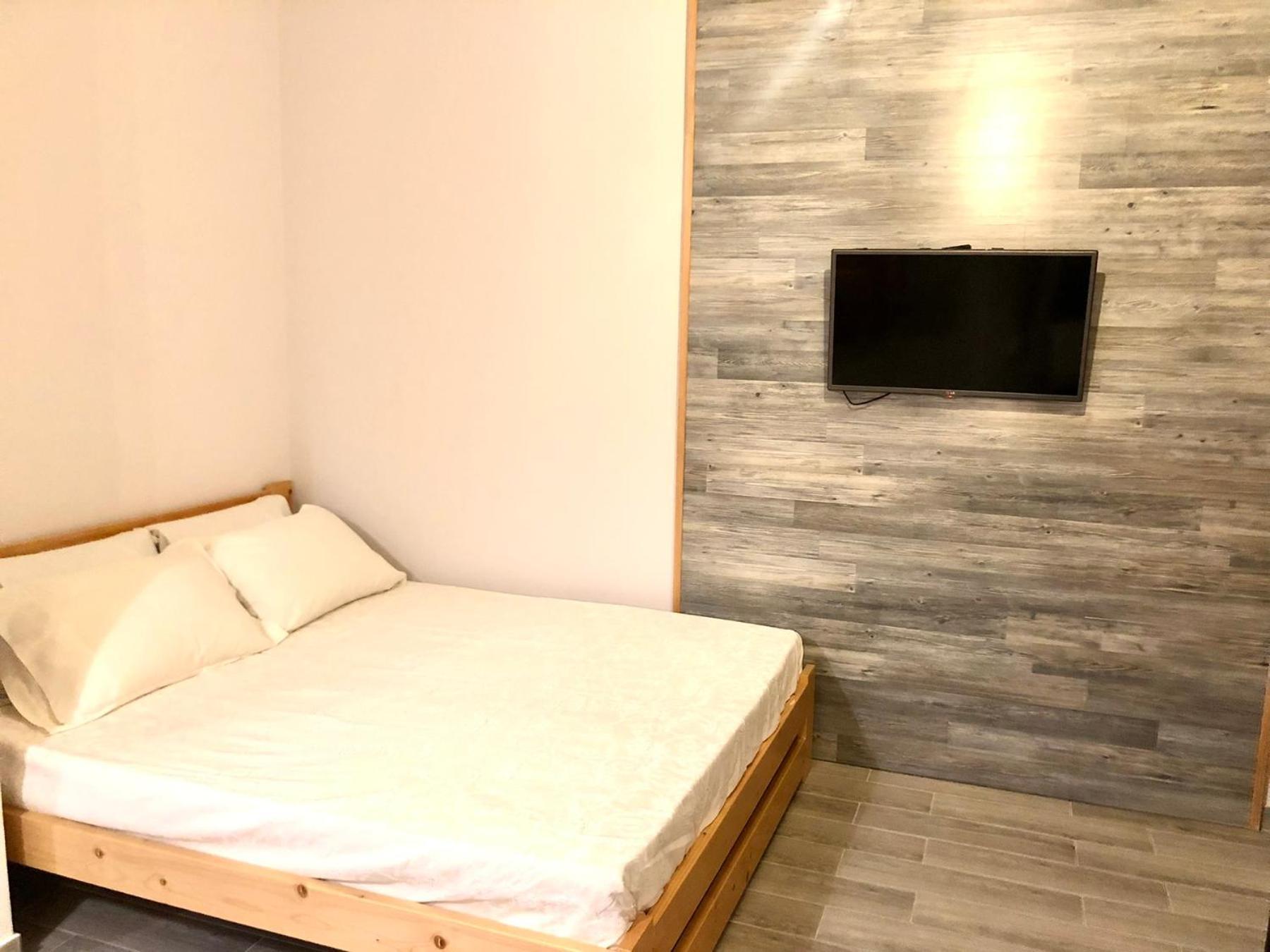 Osapart Cozy Apartment In A Complex Semycvit Lviv Buitenkant foto